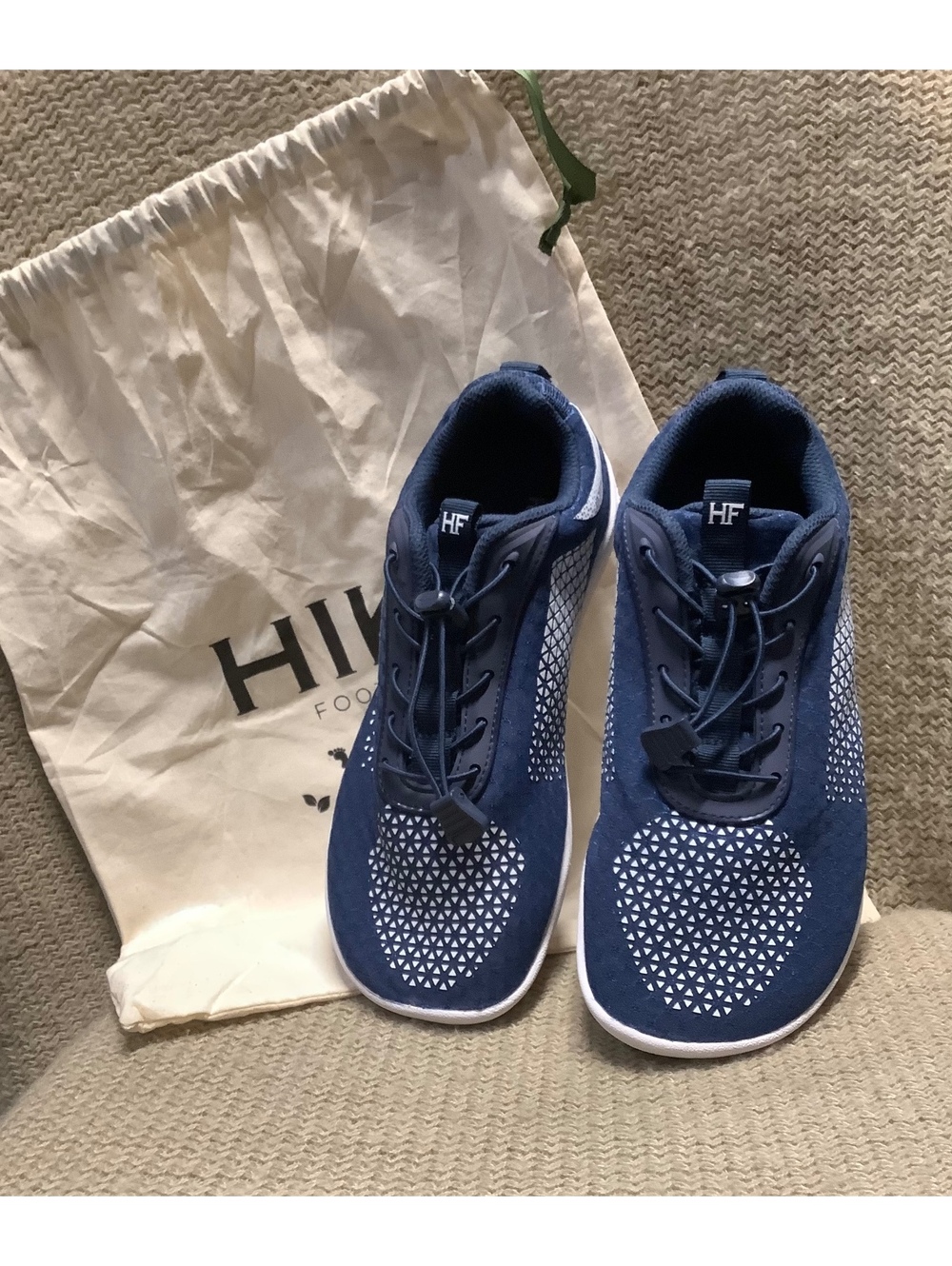 NEW HIKE Flow Footwear Healthy Freedom Navy Blue Size 7.5